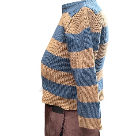 The Children’s Place striped small sweater - Picture 3 of 5